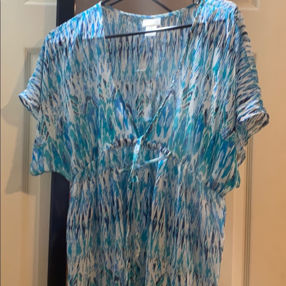 Maternity Women’s Dress Shirt!!